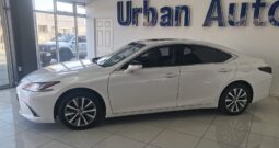 2021 Lexus ES 250 EX