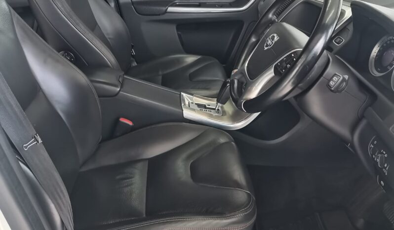 2012 Volvo XC60 2.0T Powershift full