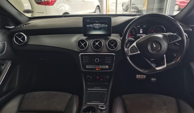 2017 Mercedes-Benz GLA 200d Auto full