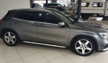 2017 Mercedes-Benz GLA 200d Auto full
