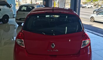 2011 Renault Clio full