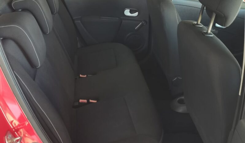 2011 Renault Clio full
